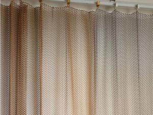 Malla Metálica con Vidrio laminado
